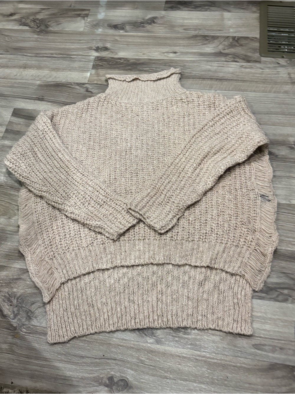 POL sweatshirt